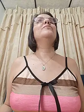 IsisBlake live cam on StripChat