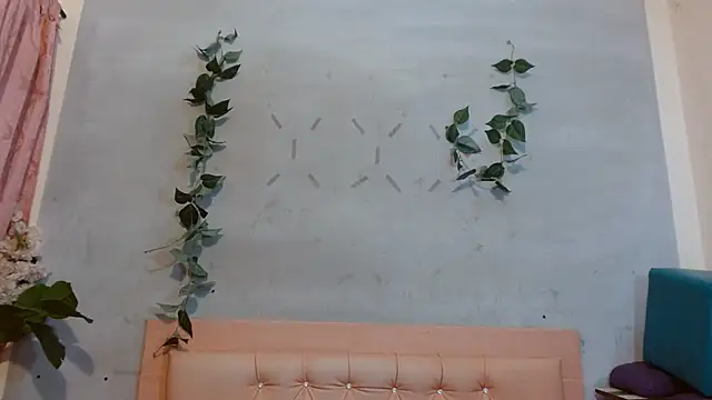 Halle_Bailey_
