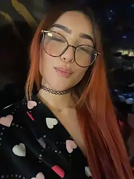 Ashly_cutee live cam on StripChat