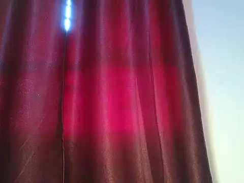 sexynicole_ live cam on StripChat