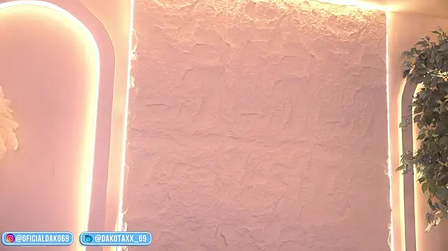 Dakota_Lee
