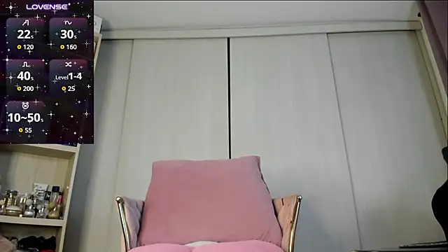 REAL_SCARLETBRIGHT live cam on StripChat