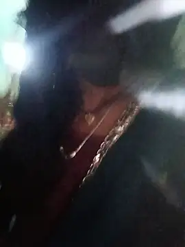 Desi_Couple_P live cam on StripChat