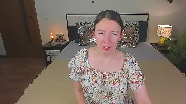 CatherineWalls live cam on StripChat