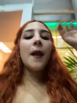 Mon_Cherry live cam on StripChat