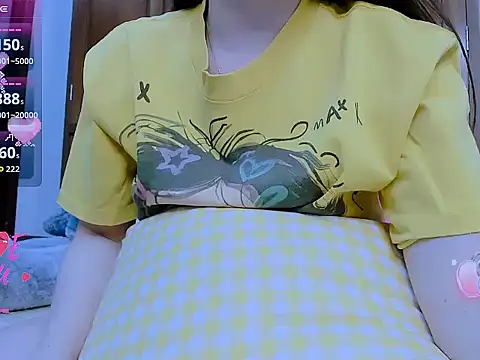 min_baby2000 live cam on StripChat