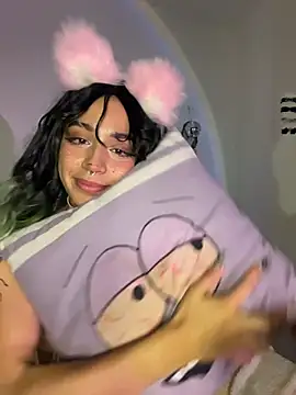 heybabymatcha live cam on StripChat