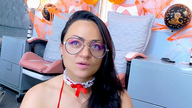 VixenFord live cam on StripChat