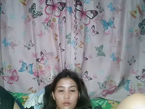 SexyAsianPussy4u live cam on StripChat
