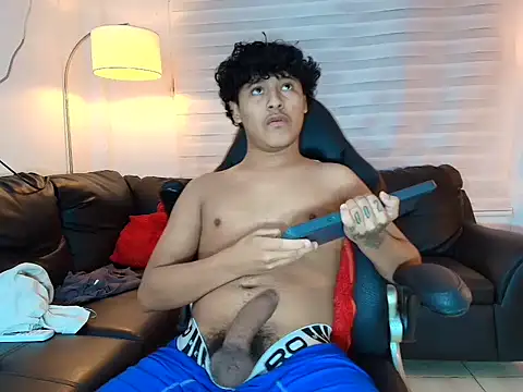 kristhofer_levis_ live cam on StripChat