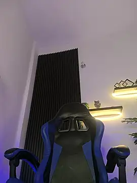 Derek_Vow