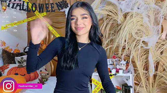 paulinamillerr (F teen) - Fuckmachine and big squirt