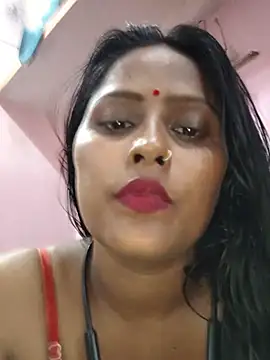 Jasmine_Januja live cam on StripChat
