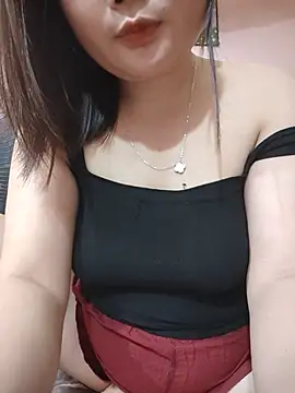 MIUSSU live cam on StripChat
