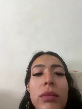 loiraderj live cam on StripChat