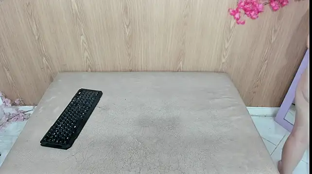 jenelotizz06