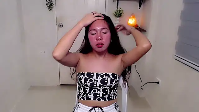 UrLovelykatty live webcam