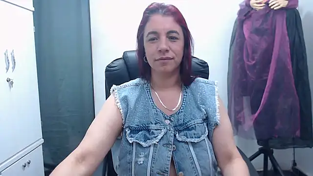 LAURA_CRAIZY live cam preview