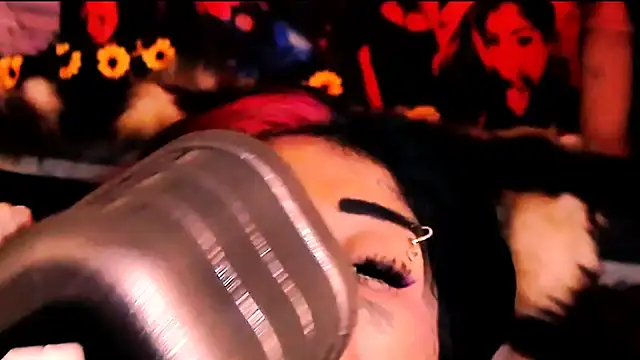 indian_dreamgirl live cam