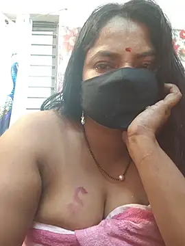 Sravanthi-bb