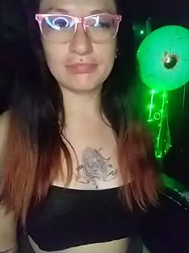 _Alaskamisa live cam on StripChat