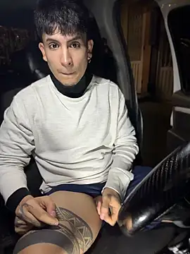 _Tomy08calderon live cam
