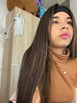 Milleradhara24 live cam on StripChat