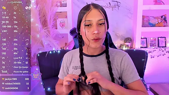 Modèle: CamilaHarperr_