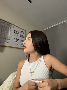 Sofia18_pinkk live cam