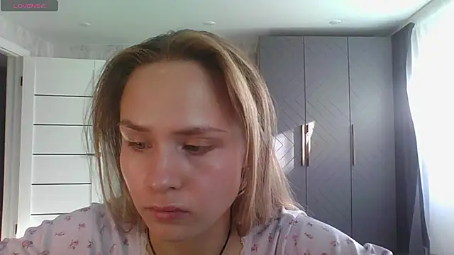 Annie_Cohn live cam on StripChat