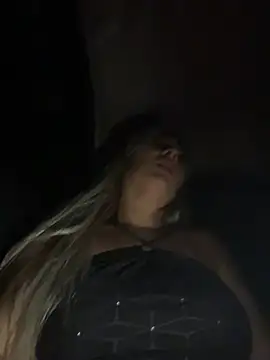 lindinha-sexy live sex cam