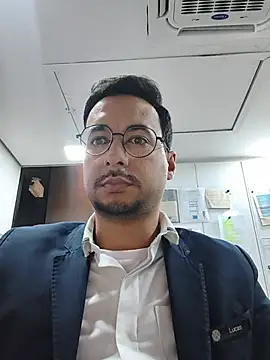 leolim220 live cam