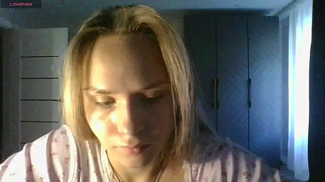Annie_Cohn