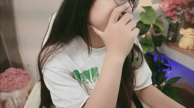 Dong_Jie live cam on StripChat