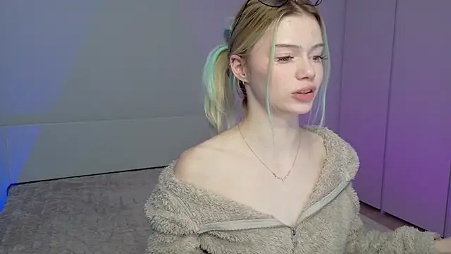 i_sweet_bunny_ live cam on StripChat