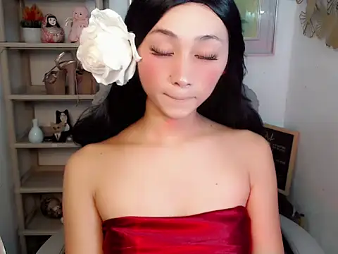 Bunny_hotrica live cam on StripChat