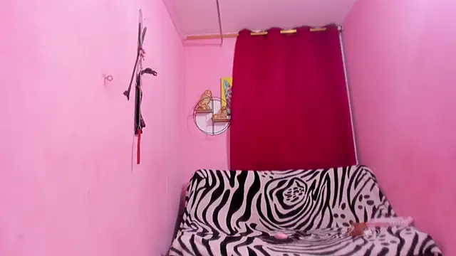 Anal_mia