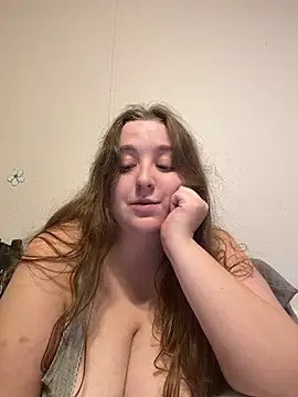 caligirl9895 (F young) - Deepthroat dildo x3-topless 3min