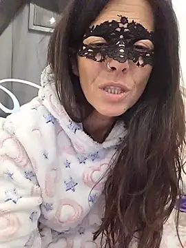 EmySkinny85