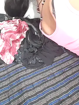 Hot_Riya_999
