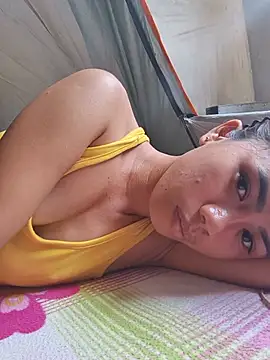kylie25
