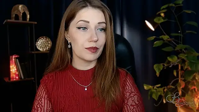 MissBeverlyMills