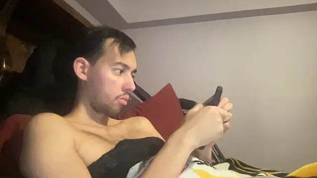 adam88231 live cam on StripChat