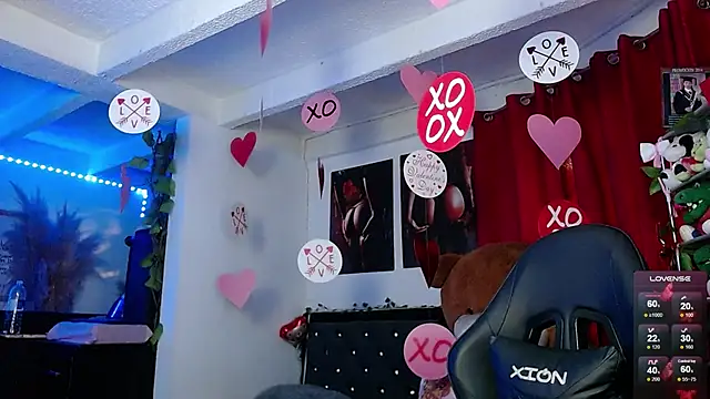 Niky_777 live cam on StripChat