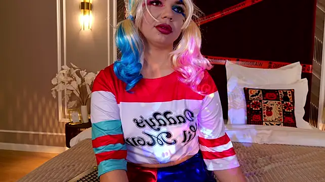 CamillaLarson live cam on StripChat
