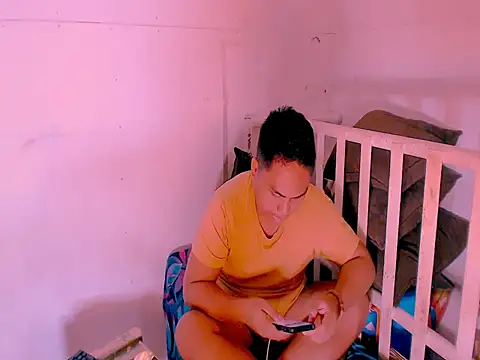 Hardking_69 live cam on StripChat