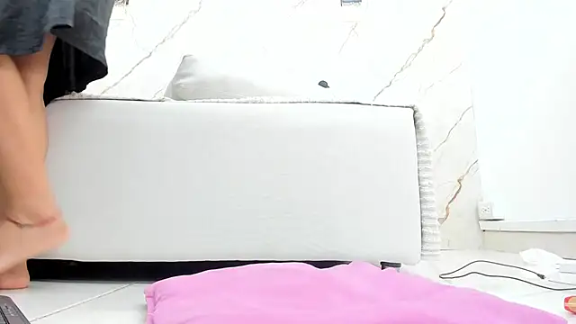 allice_green live cam on StripChat