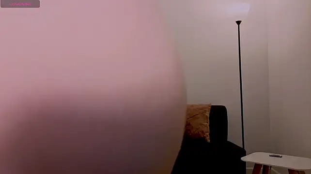camiilaa1 live cam on StripChat