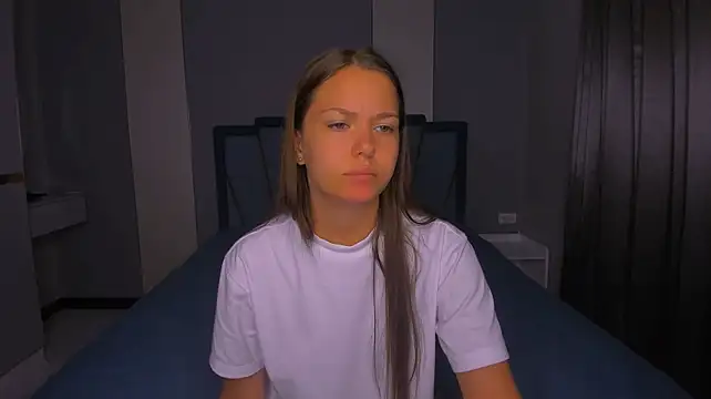 AlexaBarkley live cam on StripChat