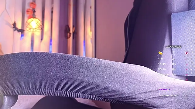 Angel-dragun live cam on StripChat